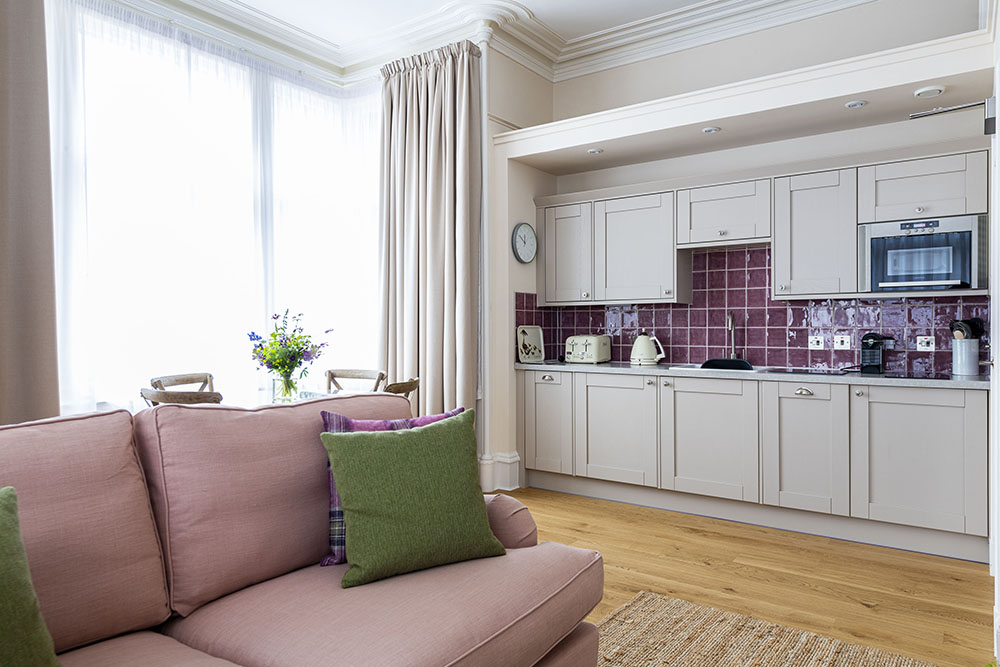 The kitchen area in Scottish Thistle, Art House Serviced Apartments in Inverness