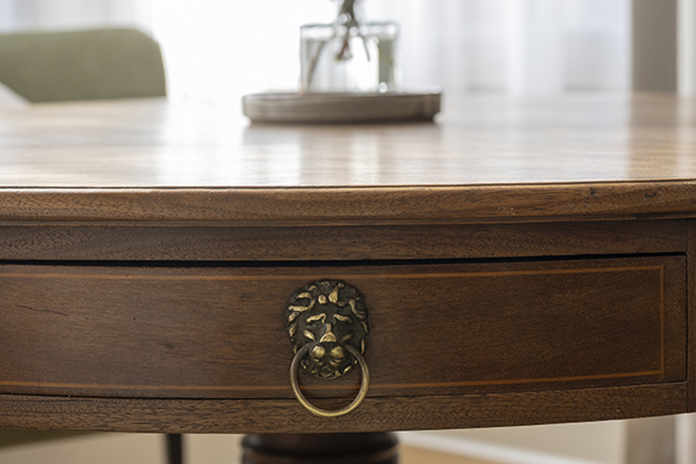 But n' Ben table feature